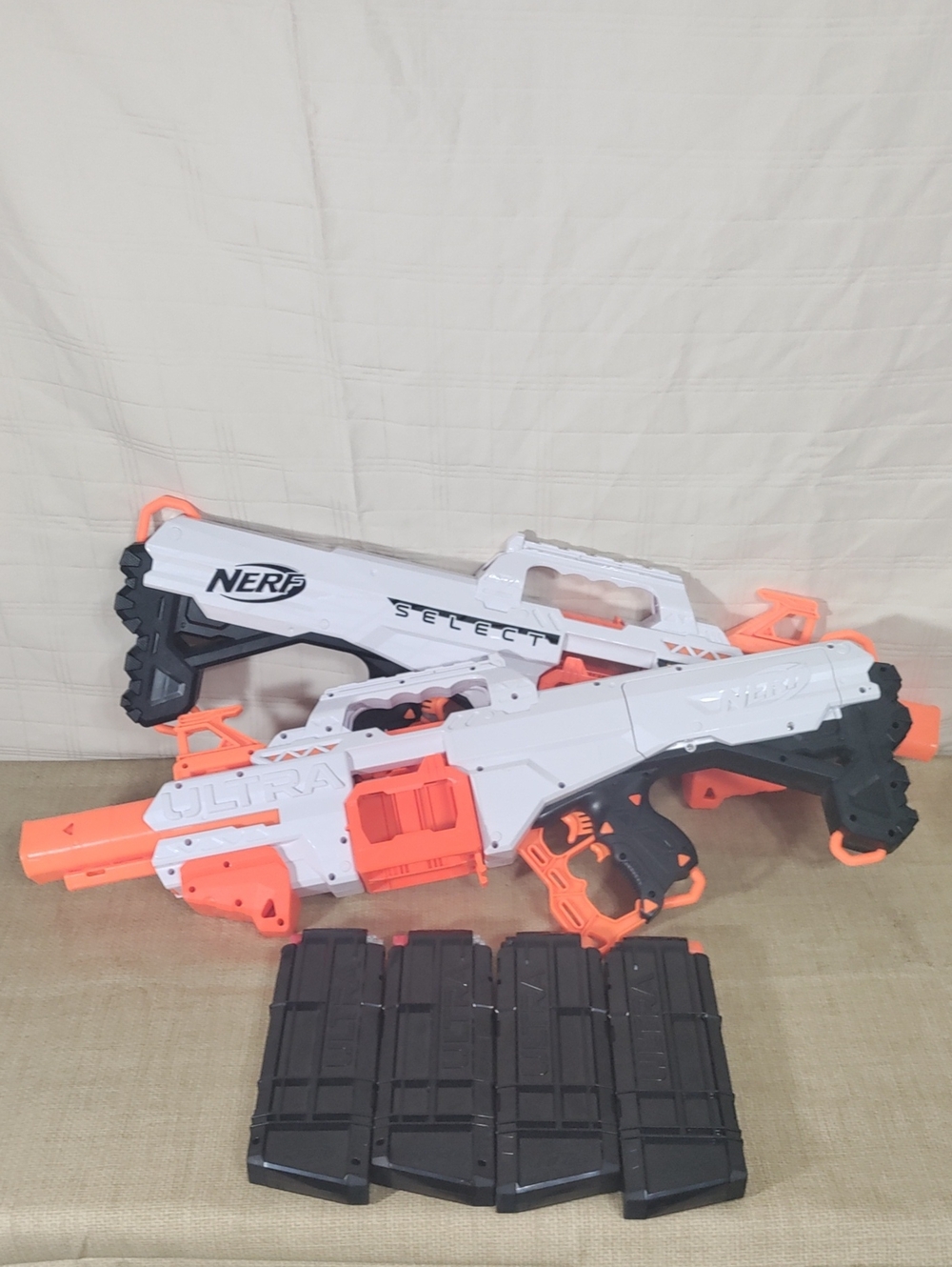 Nerf Ultra Select Fully Motorized Blaster F0958 Lot of 2 + 24 Darts (Tested)